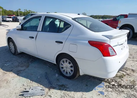 2016 Nissan Versa 1.6 S+ z USA, uszkodzony, nr VIN 3N1CN7AP5GL906745